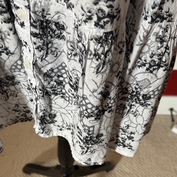 Ellos Black and White Floral Blouse - Picture 3 of 6